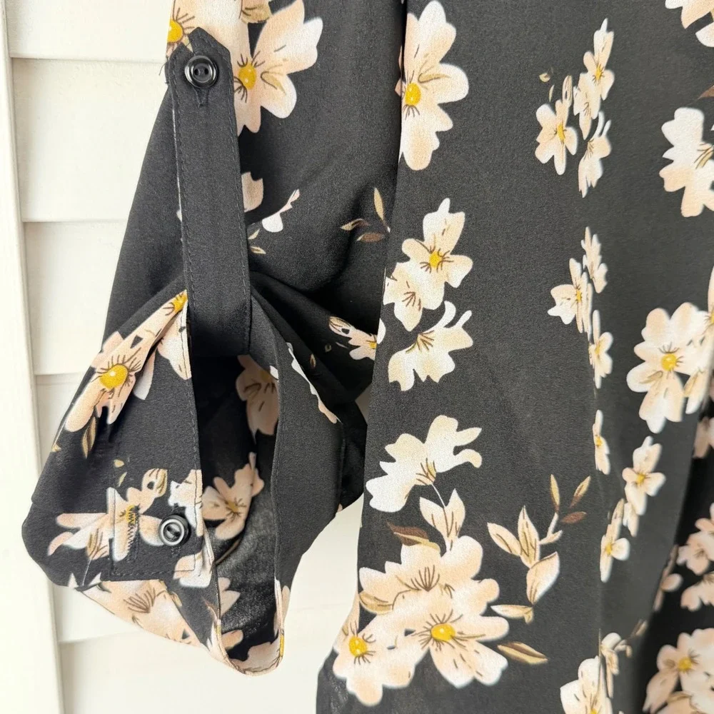 Fun2Fun Mackenzie Henley Blouse Black‎ Floral Roll Tab Sleeve Top XL